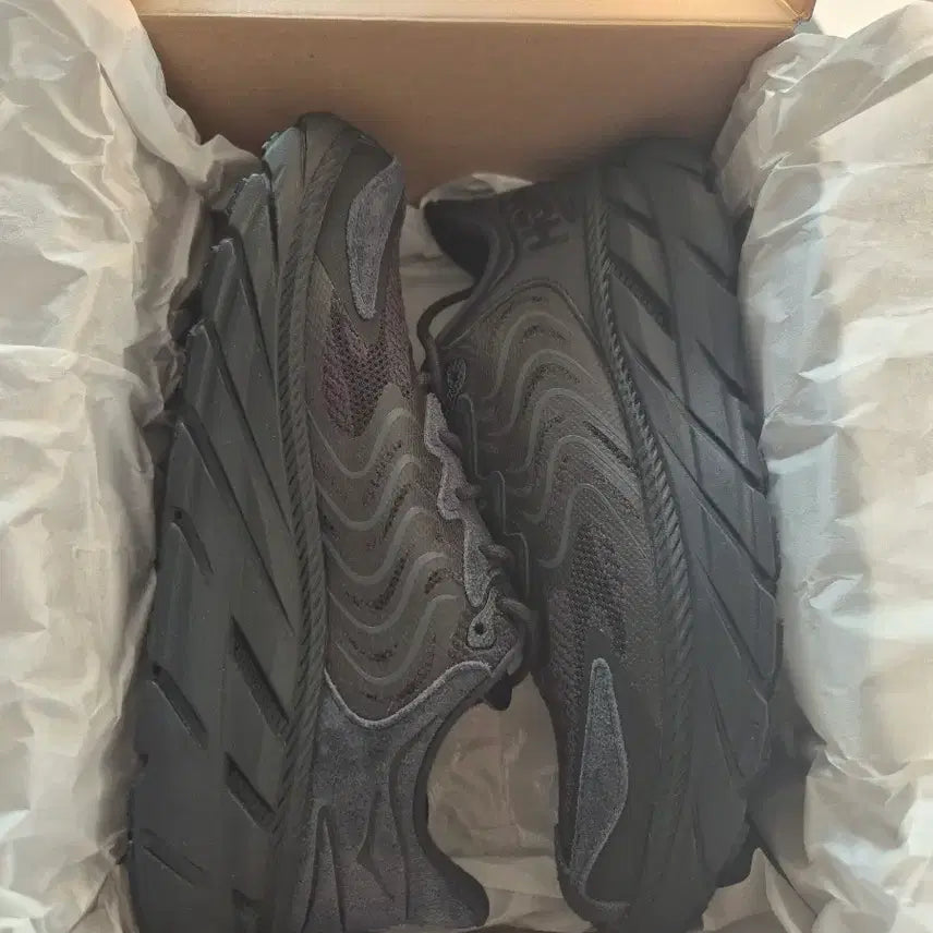 [BUNJANG] Hoka One Clifton LS Running Shoes US 7.5 Black / 새상품)호카 오네 클리프톤 LS  us 7.5 1141550 BASP