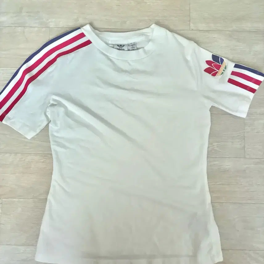 [BUNJANG] Adidas Short Sleeve T-Shirt - Medium / 아디다스 반팔티 M