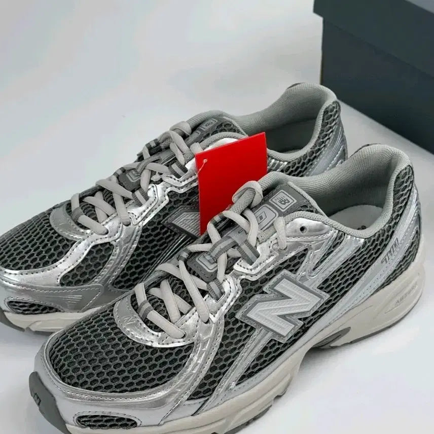 [BUNJANG] New Balance 740 Gray Sneakers 255mm / 뉴발740 그레이 정품 255mm새상품