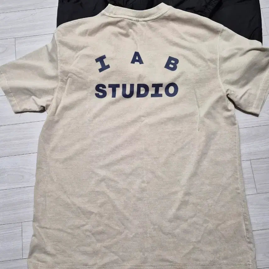 [BUNJANG] IAB Studio Pigment T-Shirt Oatmeal XL / (새상품) 아이앱 스튜디오 피그먼트 티셔츠 오트밀 XL 반팔