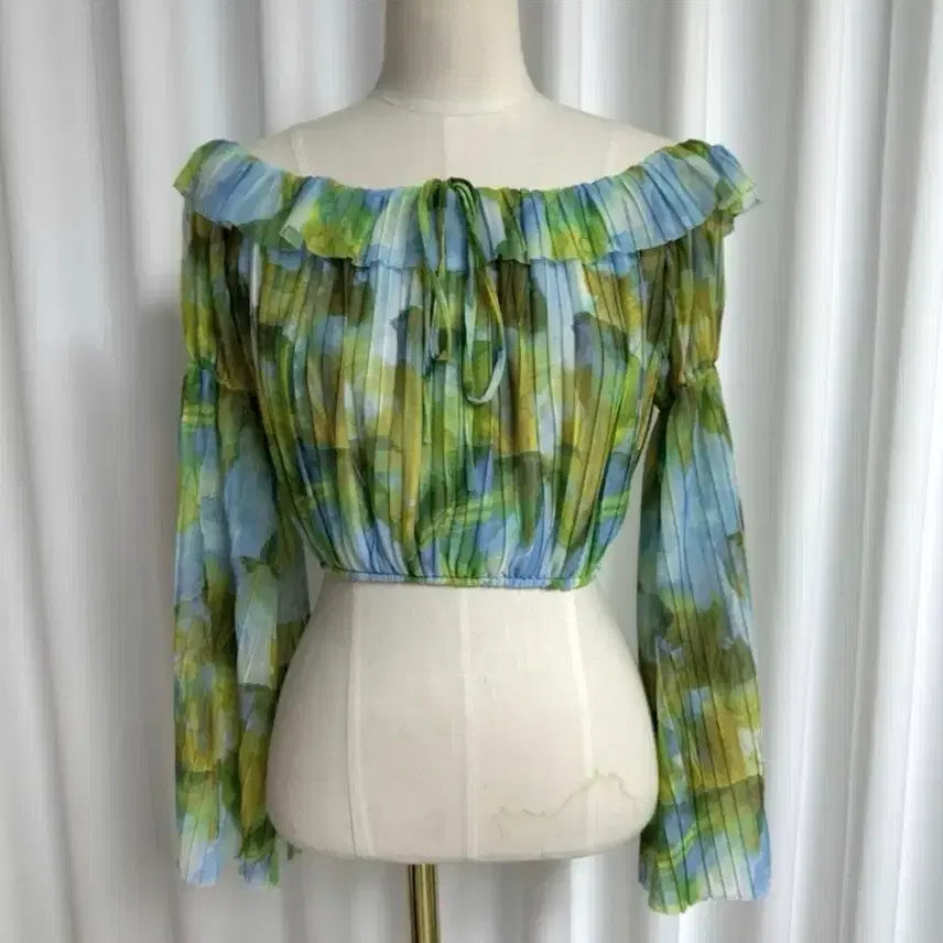 [BUNJANG] ZARA Pleated Off-Shoulder Chiffon Crop Blouse M / (새상품) ZARA 자라 플리츠 오프숄더 쉬폰 크롭 블라우스 M (44~55반 추천)