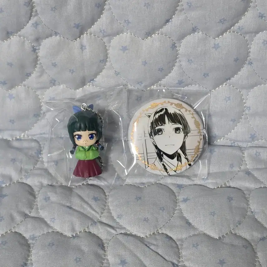 [BUNJANG] The Apothecary Diaries Maomao Figure & Pin Set / 약사의 혼잣말 마오마오 세트(데포피그 데포르메 피규어 가챠+원작전 캔뱃지 핀버튼)