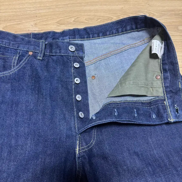 [BUNJANG] Outstanding x Mootrap WW2 Collaboration Straight Selvedge Denim Jeans / WW2 아웃스탠딩 멋랩 콜라보 스트레이트 셀비지 데님