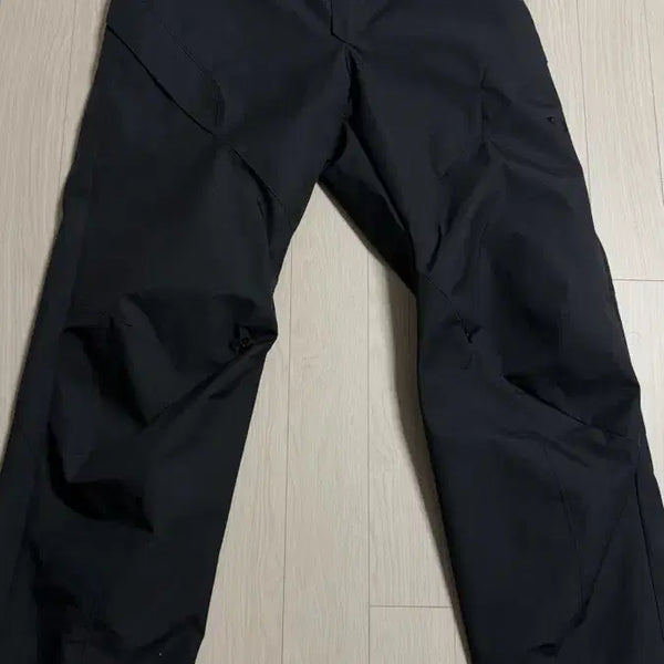 [BUNJANG] Greilz Nylon Pants Black Size 3 / 그레일즈 나일론 팬츠 블랙 3사이즈