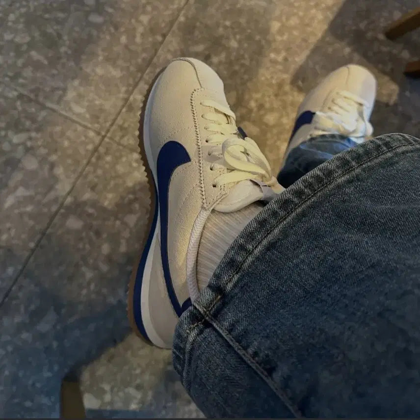 [BUNJANG] Nike Cortez Suede Beige Blue Sneakers / 나이키 코르테즈 스웨이드 베이지 블루