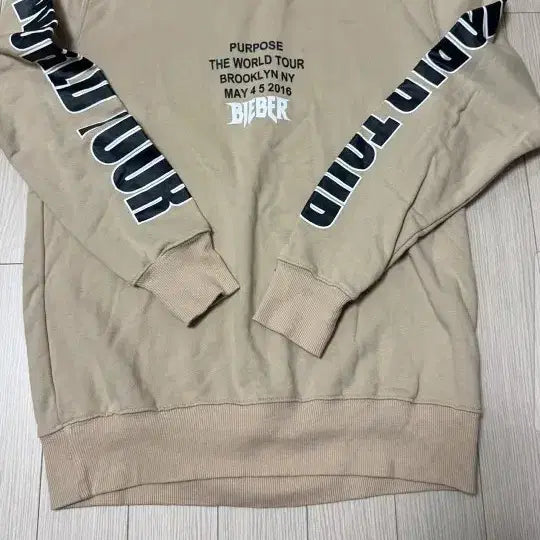 [BUNJANG] Perpös World Tour Sweatshirt XL / 새상품급[ 퍼퍼스월드투어맨투맨. XL