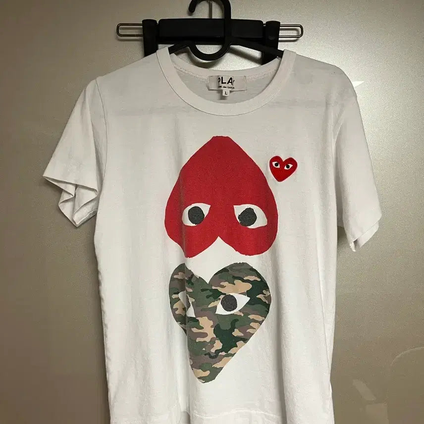 [BUNJANG] Comme des Garçons PLAY Upside Down Camo Short Sleeve T-Shirt / 플레이 꼼데가르송 업사이드 다운 카모 숏슬리브 반팔 티셔츠 판매합니다!