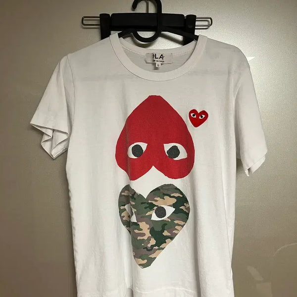 [BUNJANG] Comme des Garçons PLAY Upside Down Camo Short Sleeve T-Shirt / 플레이 꼼데가르송 업사이드 다운 카모 숏슬리브 반팔 티셔츠 판매합니다!
