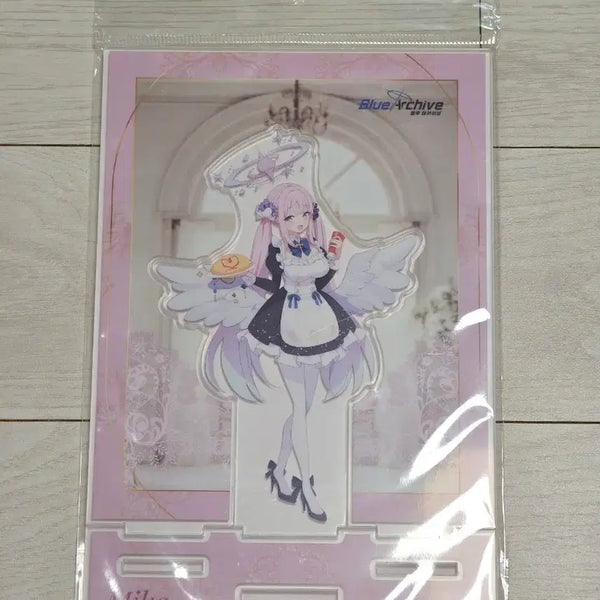[BUNJANG] Blue Archive Maid Mika Acrylic Stand (Sealed) / (미개봉) 블루아카 애니플러스 콜라보 카페 메이드 미카 아크릴 스탠드 양도