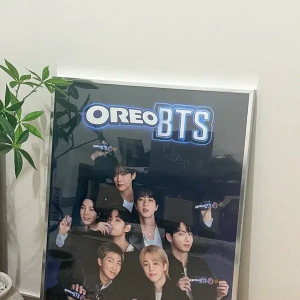 [BUNJANG] BTS x Oreo Collaboration Poster / 거래