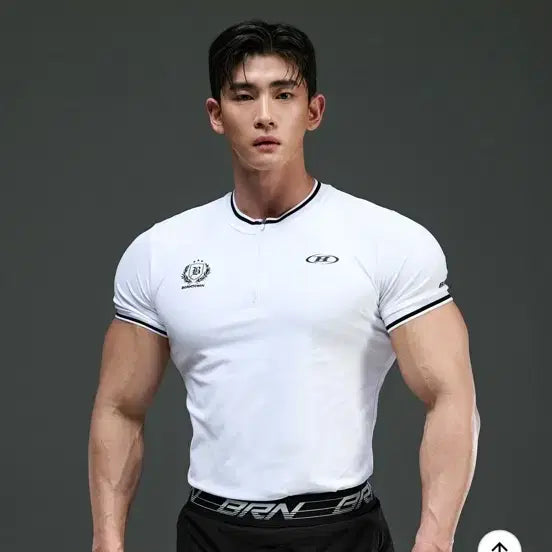 [BUNJANG] Born To Win Short-Sleeve Zip-Up T-Shirt / 본투윈 반팔 집업 판매