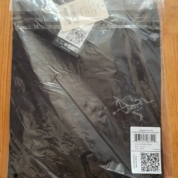 [BUNJANG] Arc'teryx T-Shirt Black M / 아크테릭스 반팔티 블랙 M