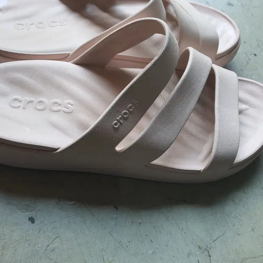 [BUNJANG] Crocs Sandals (240) / 크록스 샌들  240