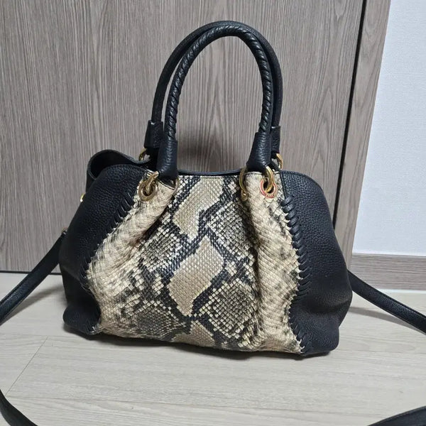[BUNJANG] Daks Black Python Embossed Leather Two-Way Tote Shoulder Bag / 닥스 블랙 뱀피무늬  투웨이백 토트백