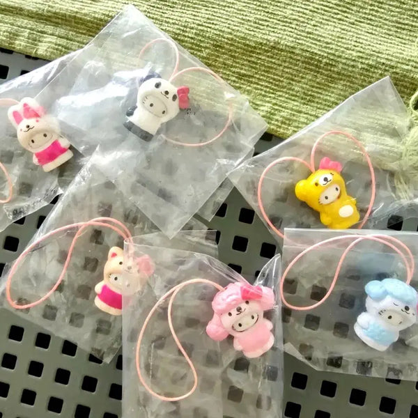 [BUNJANG] Hello Kitty "Ot-beot-ki" Strap Set (6 Variants) / 옷벗키 키티스트랩 6종 세트, 헬로키티 옷벗키, 키티 가챠