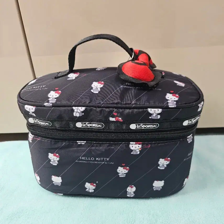 [BUNJANG] Hello Kitty Pouch / 헬로키티 파우치
