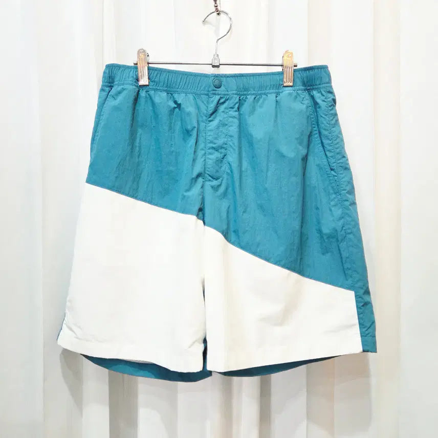 [BUNJANG] Discovery Woven Innoblock Shorts 27 Inch / 20s 27인치 디스커버리 우븐 이노블록 반바지 C650