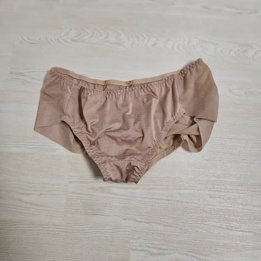 [BUNJANG] Women's Beige Briefs Underwear / 여성속옷.팬티 베이지-세탁완료