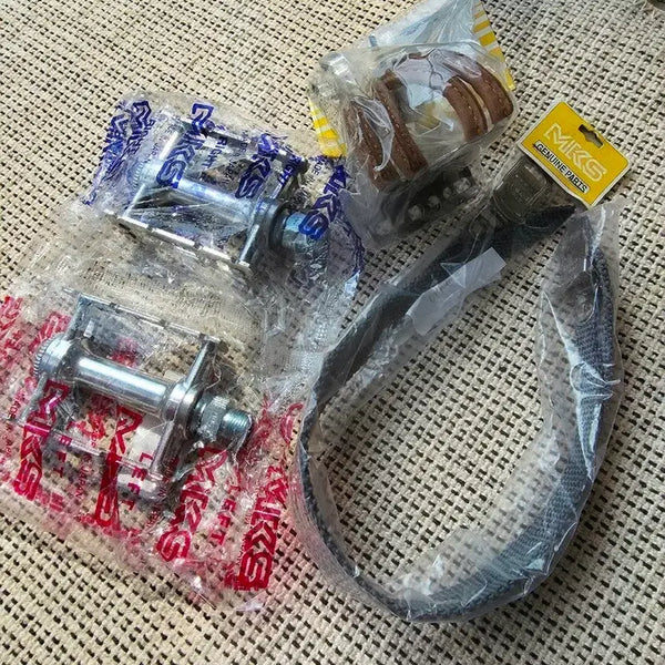 [BUNJANG] MKS Sylvan Alloy Pedal + Leather Toe Clip + Fit-α Strap Full Set (Sealed, Bundle Set) / [미개봉/일괄] MKS Made in Japan 페달 + 가죽 토클립 + 스트랩 풀세트