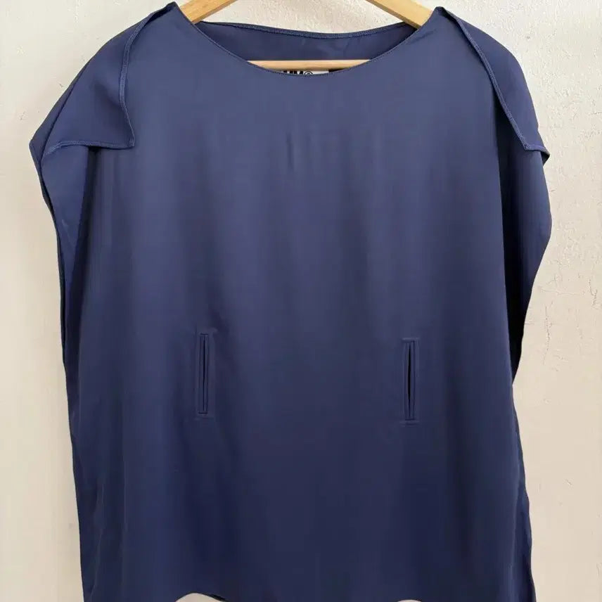 [BUNJANG] Mm6 Viscose Blend Top / Mm6탑