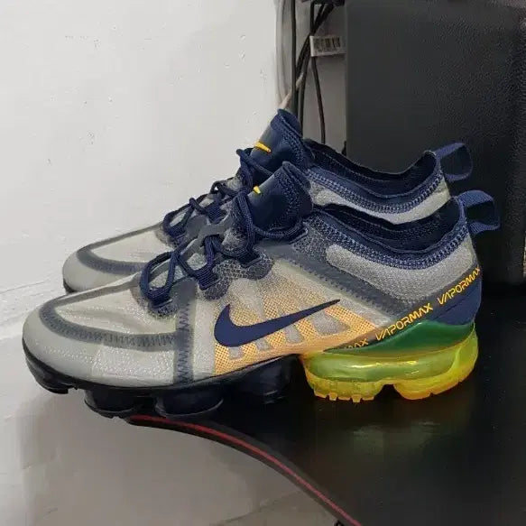 [BUNJANG] Nike Air VaporMax Gray/Navy/Orange / 나이키 에어 베이퍼맥스  회색/남색/주황색 250
