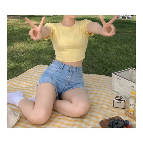 [BUNJANG] Hats to Hearts Lemon Cropped T-Shirt / 연노란색 크롭티(s,m/80,85/44,55 사이즈) 하츠투하츠 레몬탱이 떠오르는 상큼한 레몬색
