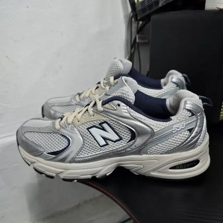 [BUNJANG] New Balance 530 Silver Navy Sneakers Size 240 / 뉴발란스 530 실버 네이비  운동화 240