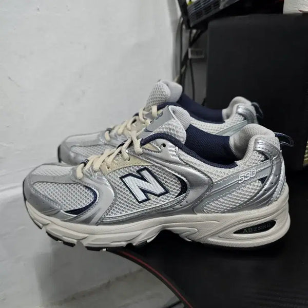[BUNJANG] New Balance 530 Silver Navy Sneakers Size 240 / 뉴발란스 530 실버 네이비  운동화 240