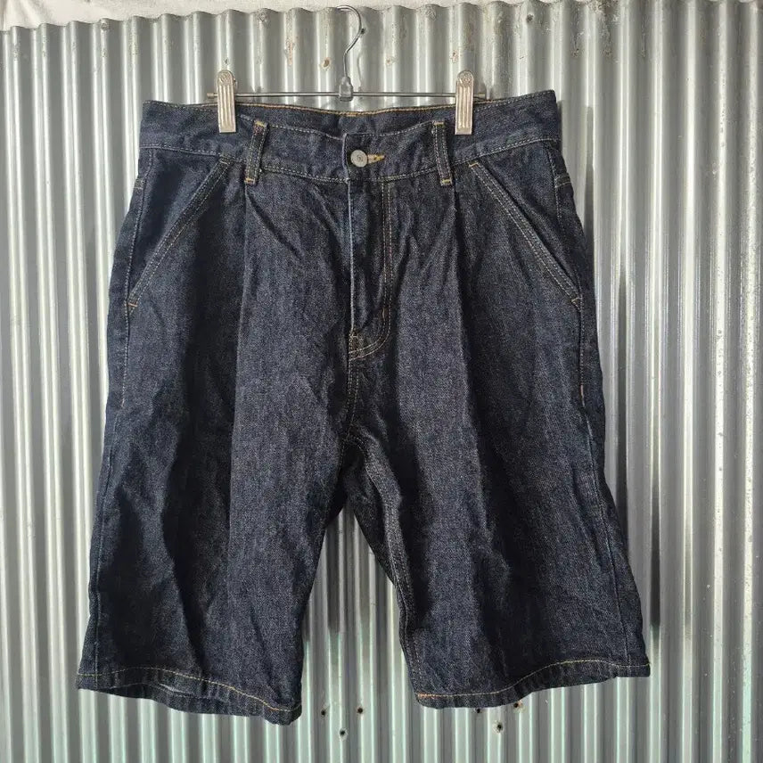 [BUNJANG] Uniform Bridge Black Denim Shorts Size S / S 유니폼브릿지 블랙 청 반바지