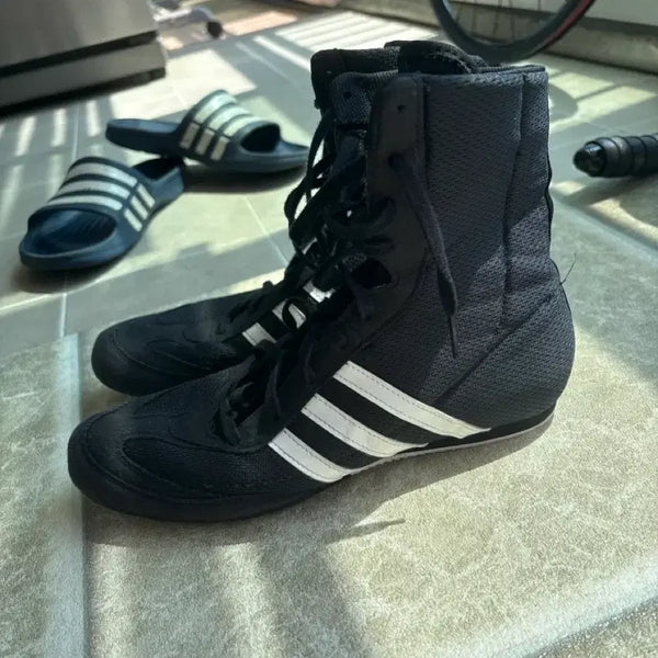 [BUNJANG] Boxerhog 2.0 Boxing Shoes (Size 255) / 복싱화 복서호그 2.0 255