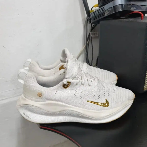 [BUNJANG] Nike React Infinity Run Flyknit 4 White Gold / 나이키 리액트 인피니티 런 플라이니트 4 화이트 골드 235