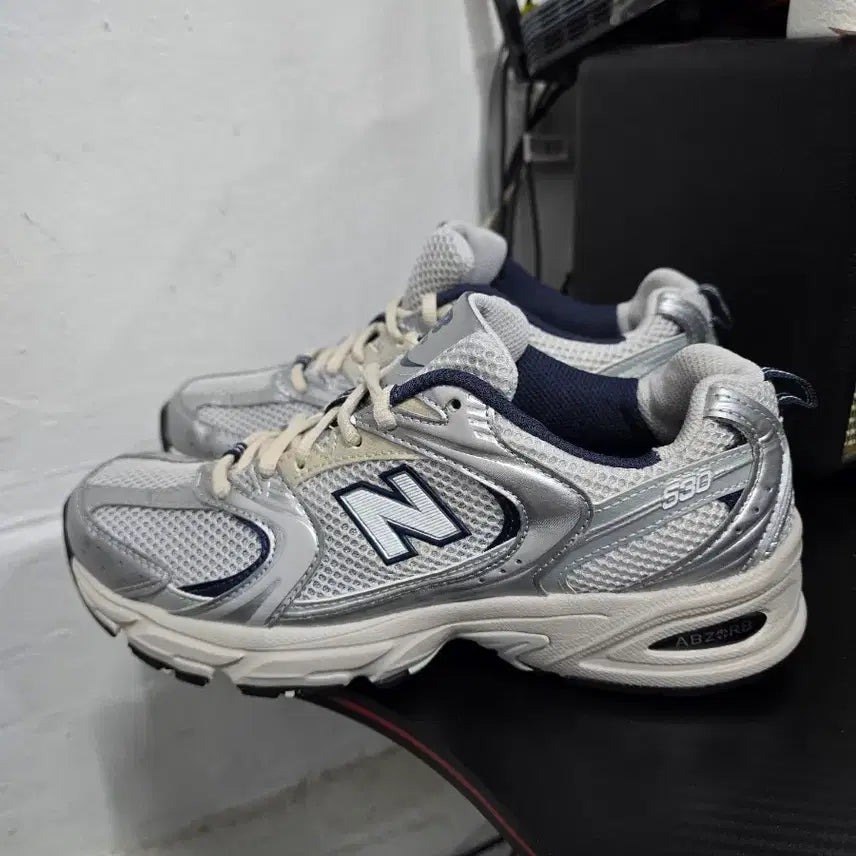 [BUNJANG] New Balance 530 Silver Navy Sneakers (240) / 뉴발란스 530 실버 네이비 240