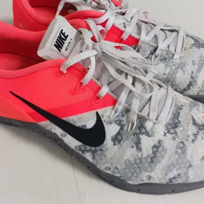 [BUNJANG] Nike Metcon 4 XD BV1636-800 Weightlifting & Training Shoes / 나이키 메트콘 4 XD BV1636-800 역도화 헬스화//285~290