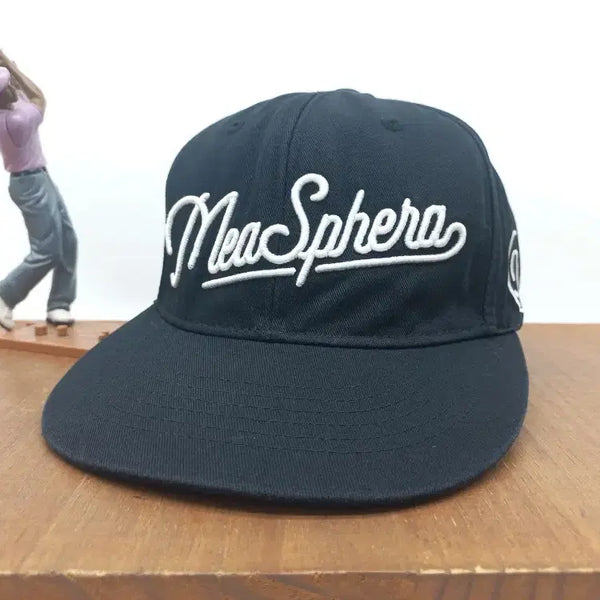 [BUNJANG] MeaSphera Premium Embroidered Logo Classic Golf Cap Snapback - Black / 미스페라 프리미엄 자수 로고 클래식 골프모자 스냅백 블랙