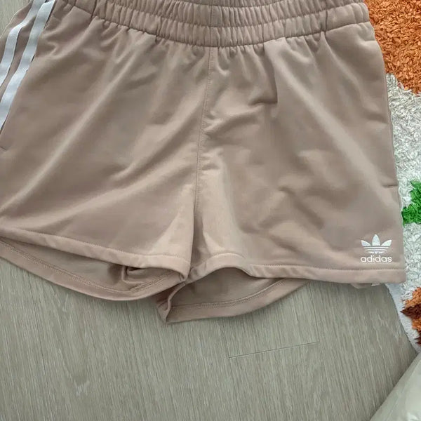 [BUNJANG] Adidas 3-Stripes Shorts Beige / 아디다스 3선 숏팬츠 베이지