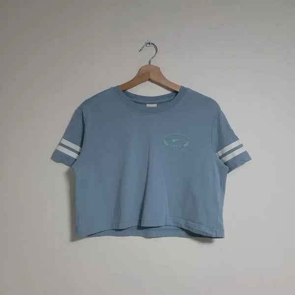 [BUNJANG] Nike Blue Swoosh Cropped T-Shirt (M) / (M) NIKE 나이키 크롭 반팔 티셔츠 블루 스우시