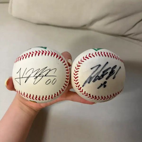 [BUNJANG] Hyundai Unicorns Signed Baseball (Kim Kyung-Ki, Jung Myung-Won) New Product / 현대 유니콘스 싸인볼(김경기, 정명원)야구공 새제품