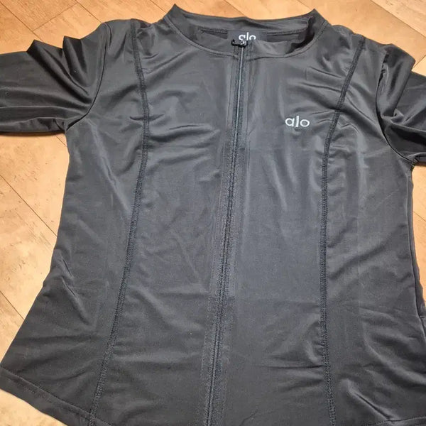 [BUNJANG] Alo Rash Guard Zip-Up Black / [새상품] Alo 래쉬가드 집업 검정색