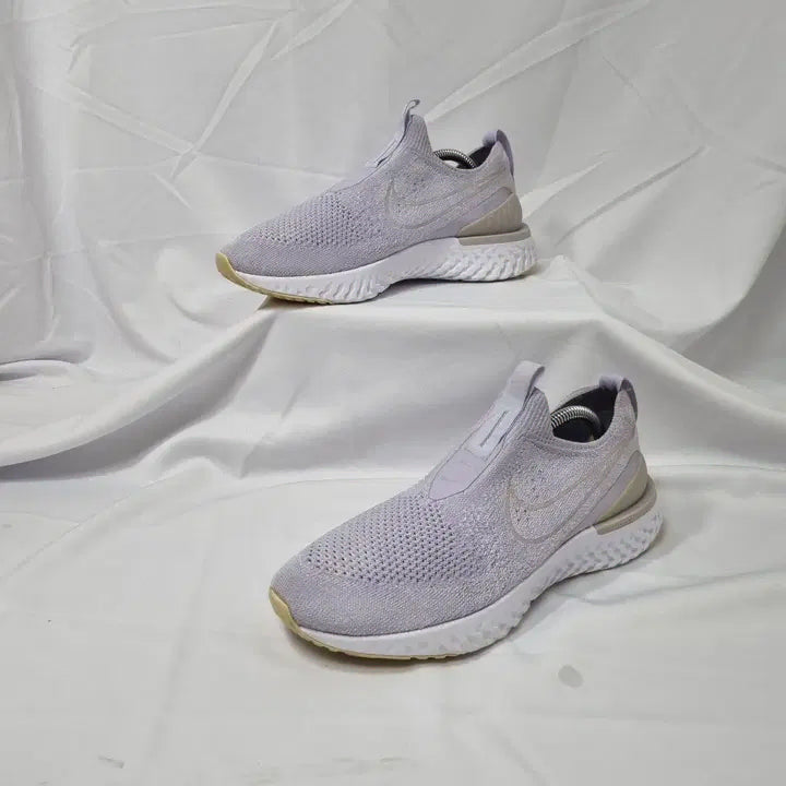 [BUNJANG] Nike Epic Phantom React Flyknit Lavender Sneakers / 두하빈티지 255 나이키 에픽 팬텀 리액트 플라이니트 라벤서 스니커즈