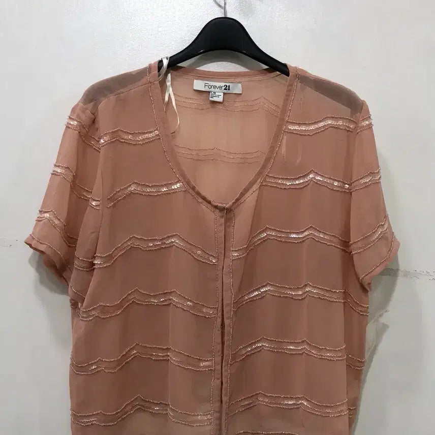 [BUNJANG] Forever 21 Pink Sequin Blouse / 포에버21 셔츠 블라우스 핑크색 스팽글 장식