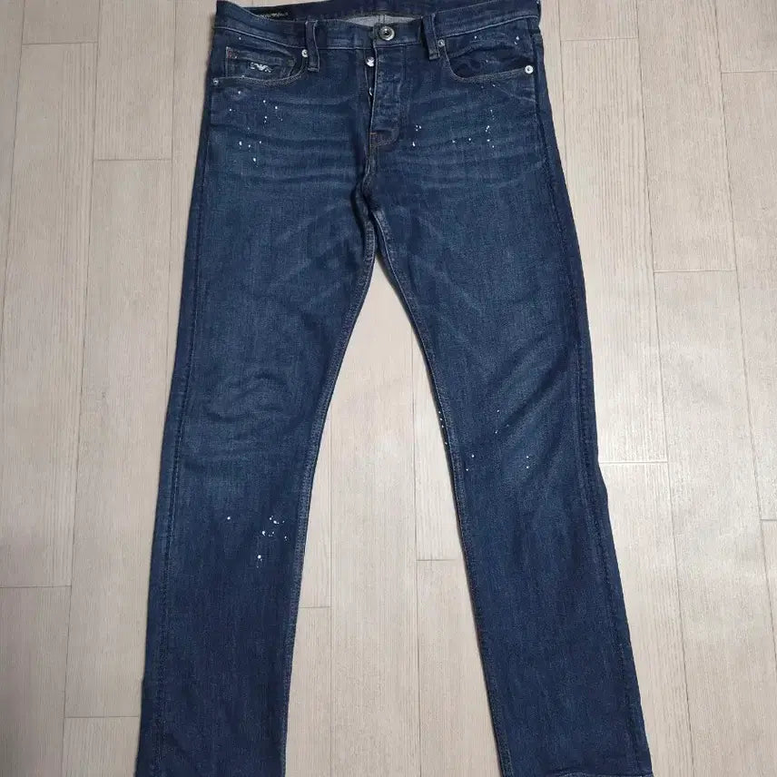 [BUNJANG] Emporio Armani Paint Splatter Slim Fit Jeans / 엠포리오 아르마니 청바지