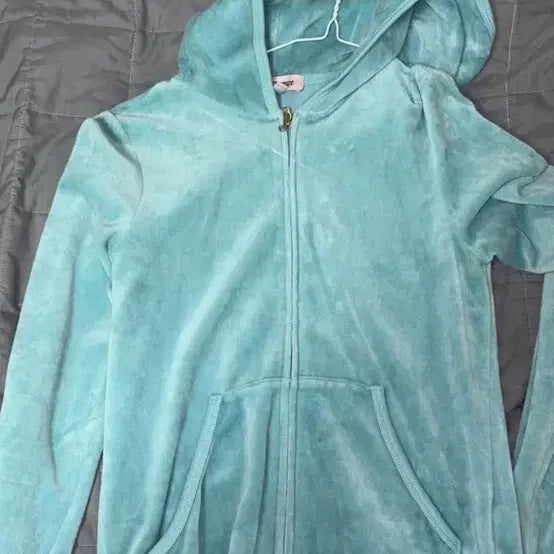 [BUNJANG] Juche Couture Velvet Hooded Zip-Up / 쥬시꾸띄르 벨벳 후드집업