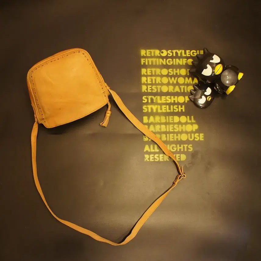 [BUNJANG] Liz Claiborne Men's Leather Crossbody Bag / Q7028 리즈 클레이본 남성크로스백 미니백 남자가죽백 가죽가방 빈티지가방