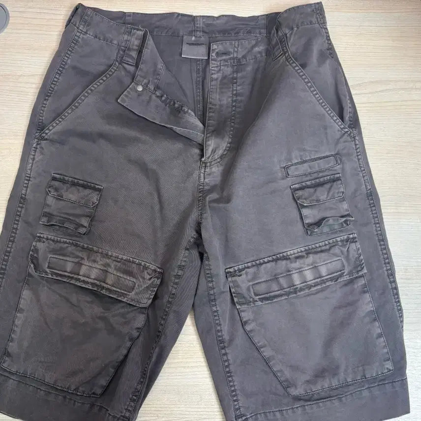 [BUNJANG] Nommanual Cargo Shorts / 노매뉴얼 카고 숏팬츠
