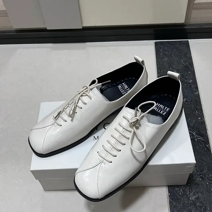[BUNJANG] Alte Tulip Soft Loafers / [새] 알뜨 알레 튤립 소프트 로퍼