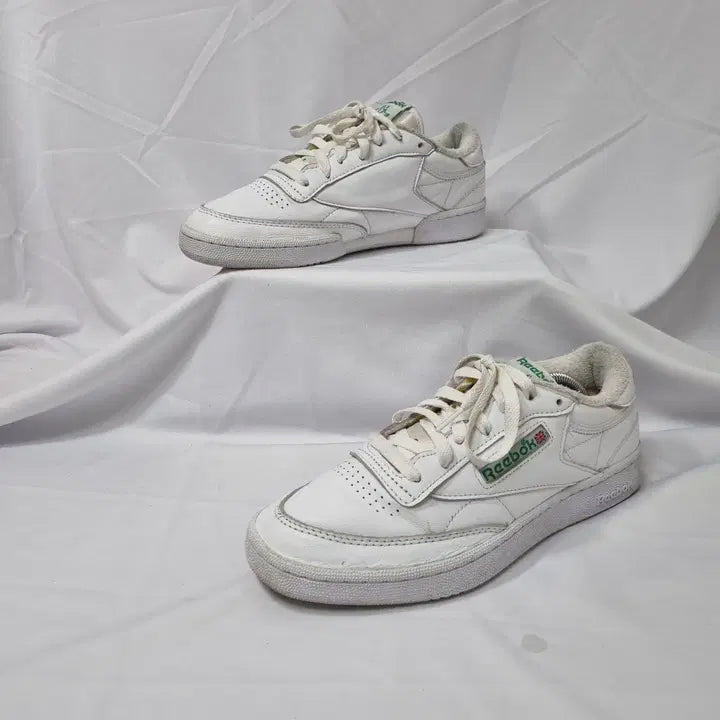 [BUNJANG] DooHa Vintage Reebok Club C 85 White Green Sneakers / 두하빈티지 255 리복 클럽 C 85 화이트 그린 스니커즈