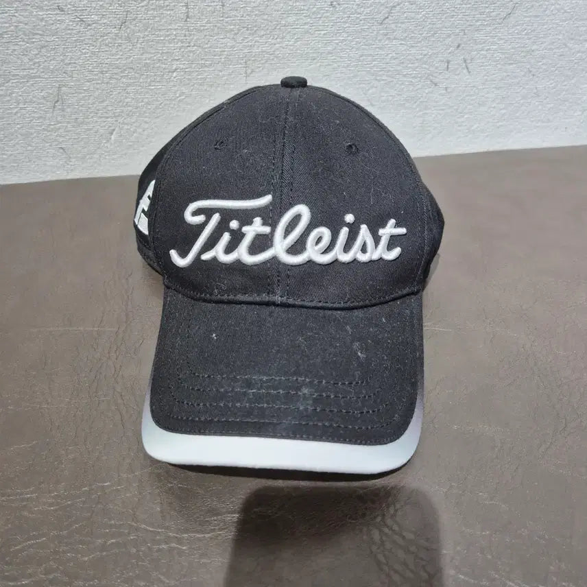 [BUNJANG] Titleist Golf Cap Black / 타이틀리스트 골프캡 검정색