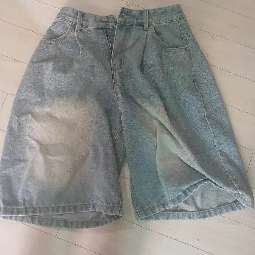 [BUNJANG] Blue Bermuda Shorts / 청버뮤다 팬츠