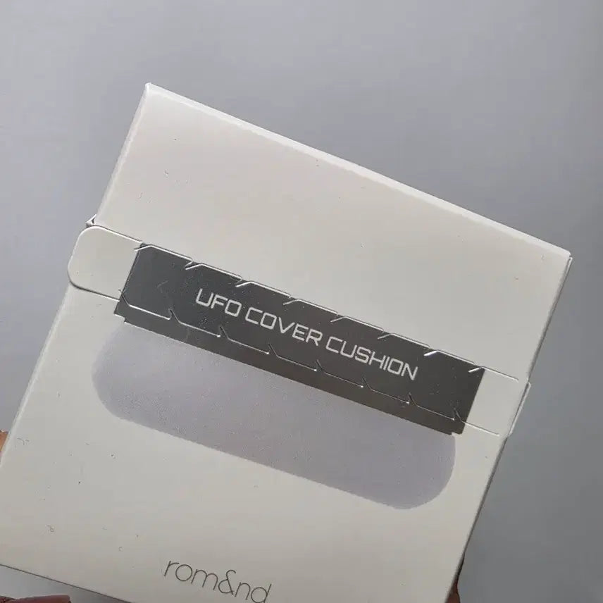 [BUNJANG] Rom&nd UFO Cover Cushion 21 Pure (Sealed) / 롬앤 UFO 쿠션 미개봉 새상품