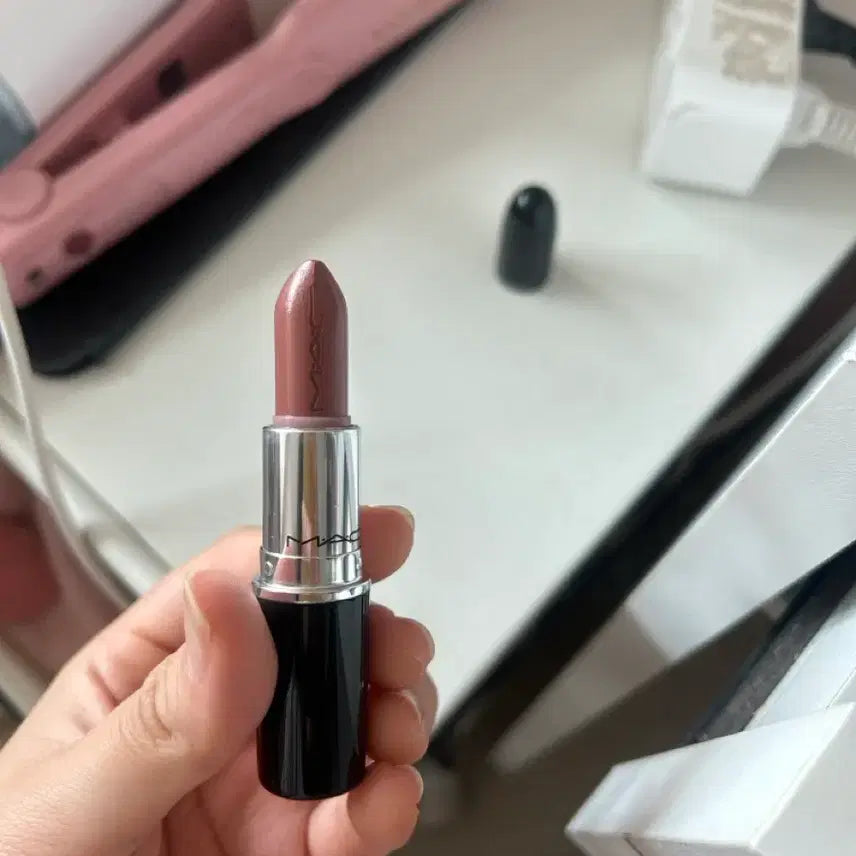 [BUNJANG] MAC Lustreglass Lipstick 508 Hug Me / 맥 러스터글라스 508 허그미